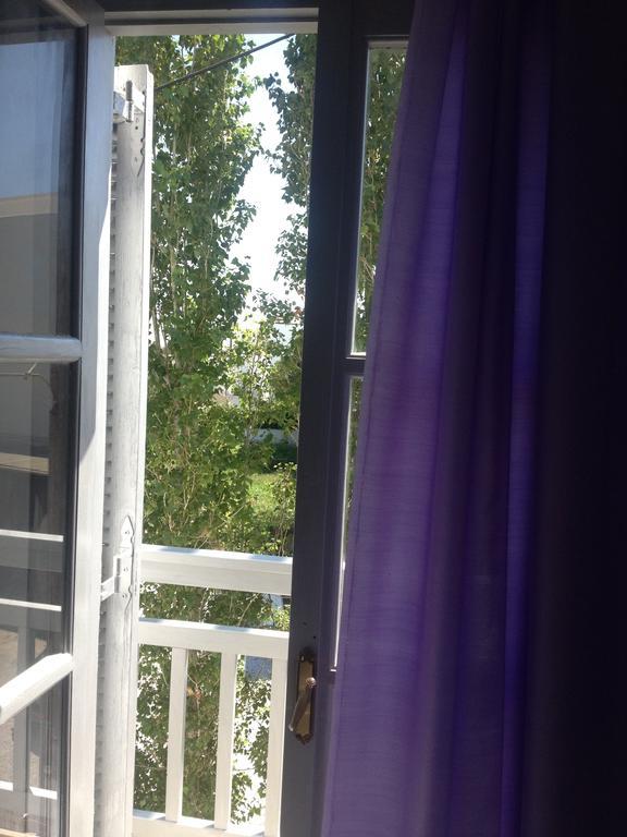 Naxos City Depis Suites חדר תמונה